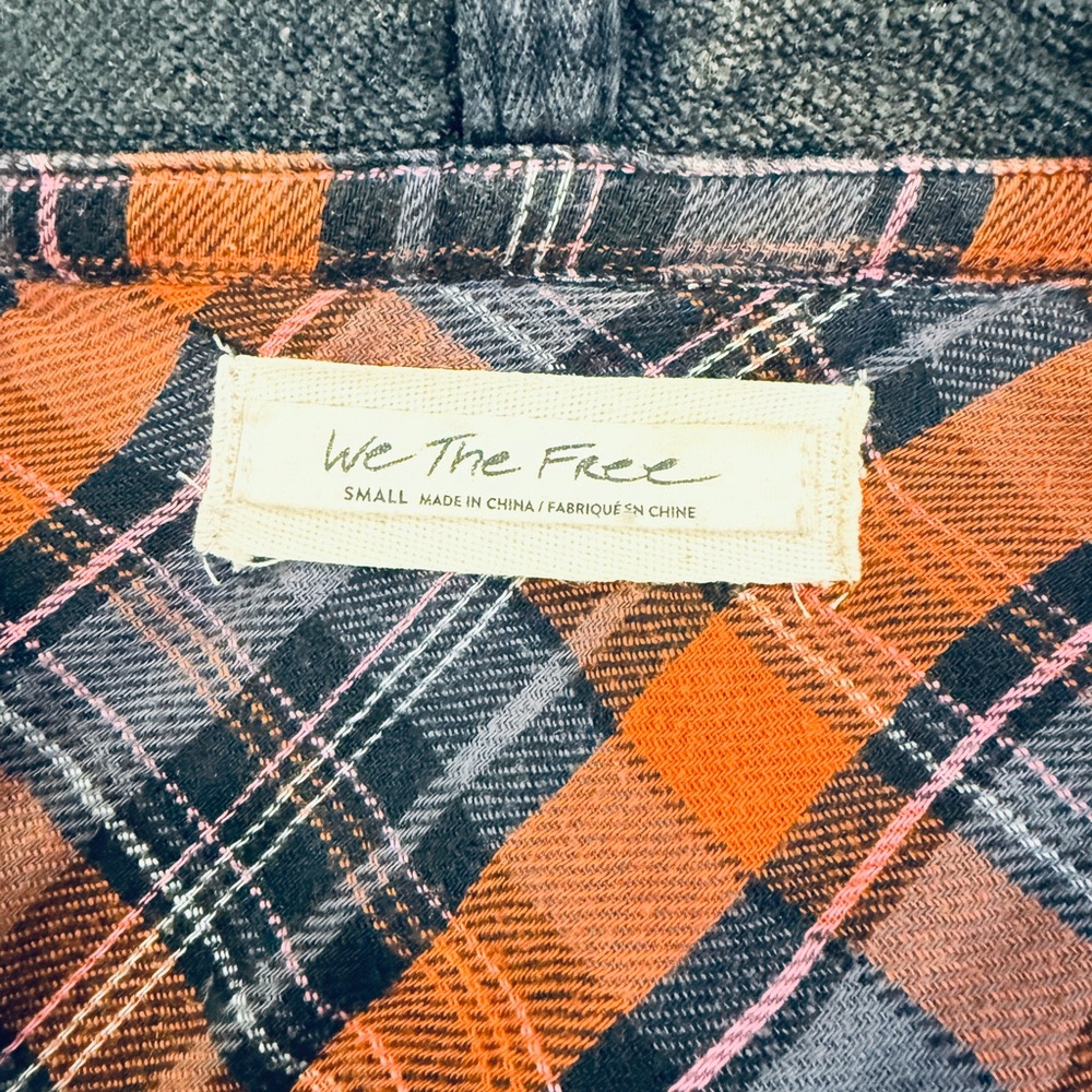 We the Free Calico Basin Plaid Flannel Hooded size  S - Picture 5 of 13